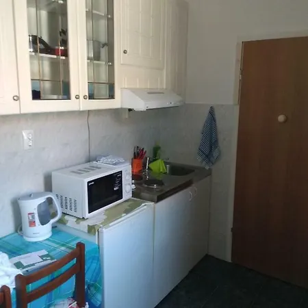 아파트 Apartman Dario
